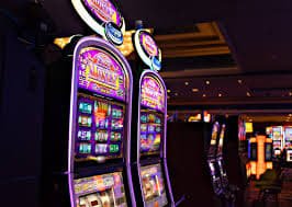 Slot Online và bài đổi thưởng trên ứng dụng di động wi88